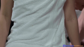 Plump ass Cassie experiences the most romantic massage