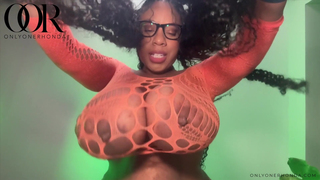 Only One Rhonda - Swinging Titties Tease (1080)