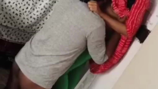 Tight Chut Mein Lund Ghusa Ke Ladki Ko Pela