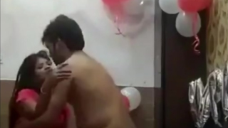 Indian GF Pussy Destroyed On Her Bday Special Chudai