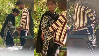 Desi Young Muslim Couple Caught Fucking In Public Park