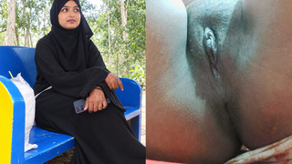 Bangladeshi hot model Ajmeri randi