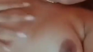Indian Sex Reel mein hawas bhari ladki ki fingering dekhe