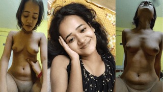 Ragazza Inesperta Monta Finché Non Le Duole