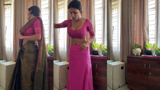 Boss Oda Thangachi Room'La Podavaiya Kazhatti