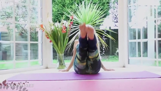 Lycia Sharyl Nude Exercises