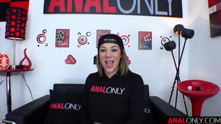 Bubbly babe valentine has big ass that needs big dick