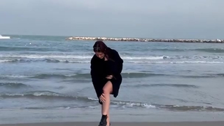 Mady Gio OnlyFans Beach